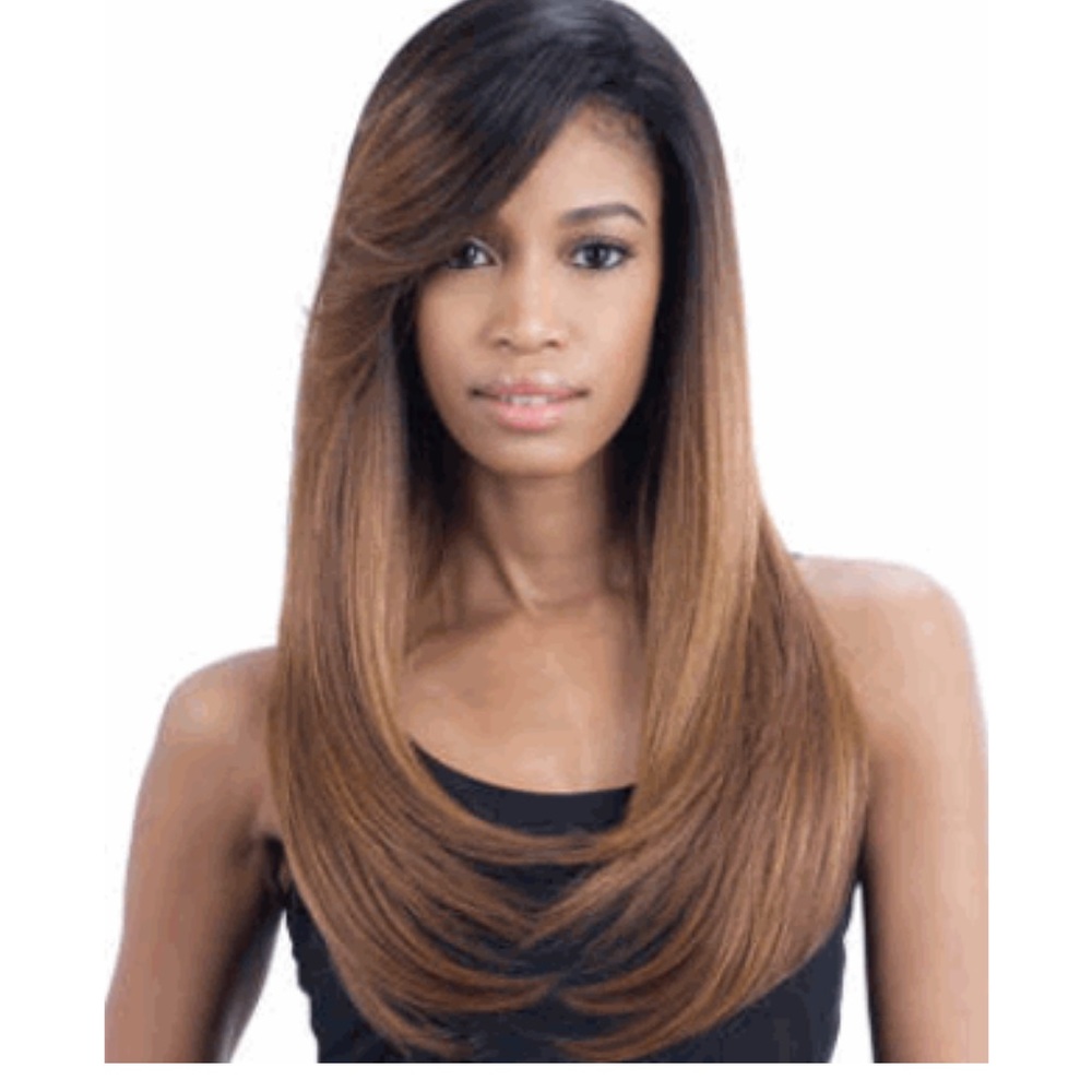 DISCONTINUED Freetress Equal Sunny Blossom Lace Part Wig